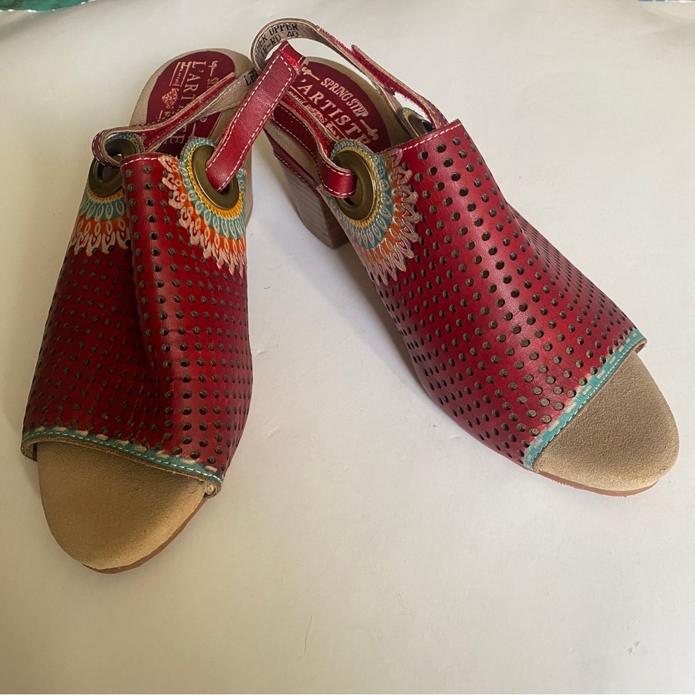 L'Artiste Red perforated Spring Step Millie Heel Sandal open toe shoes 40